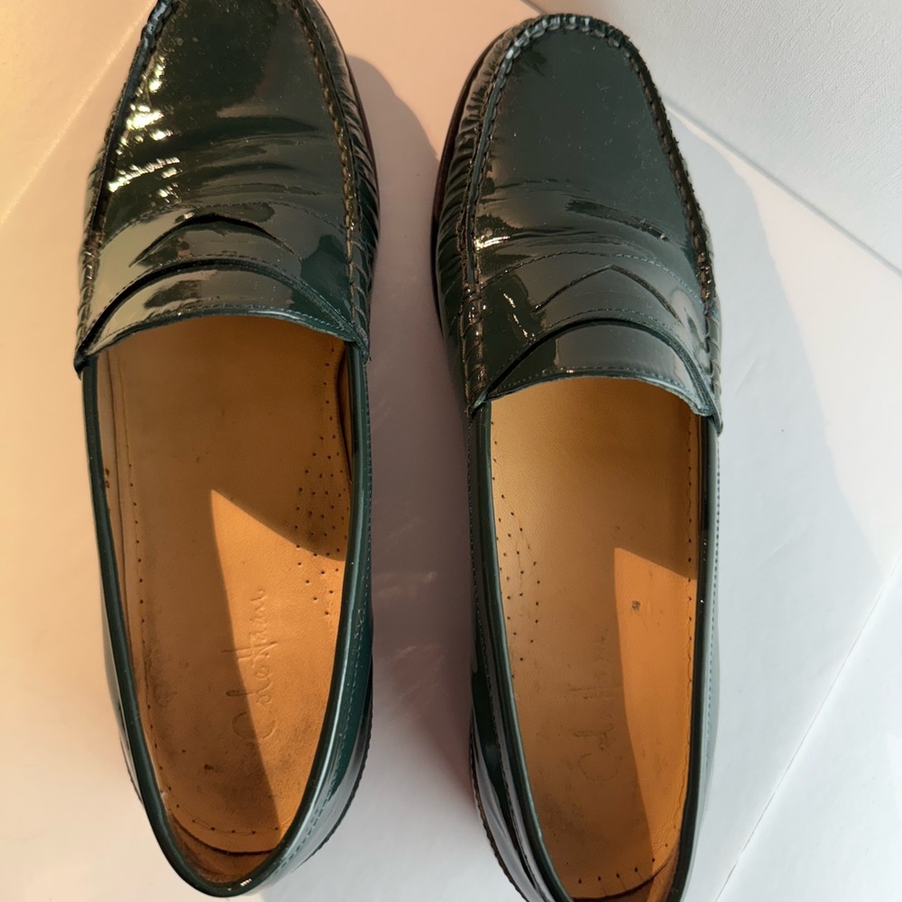 Cole Haan Green Flats Elegant Moccasin Style - Picture 3 of 7